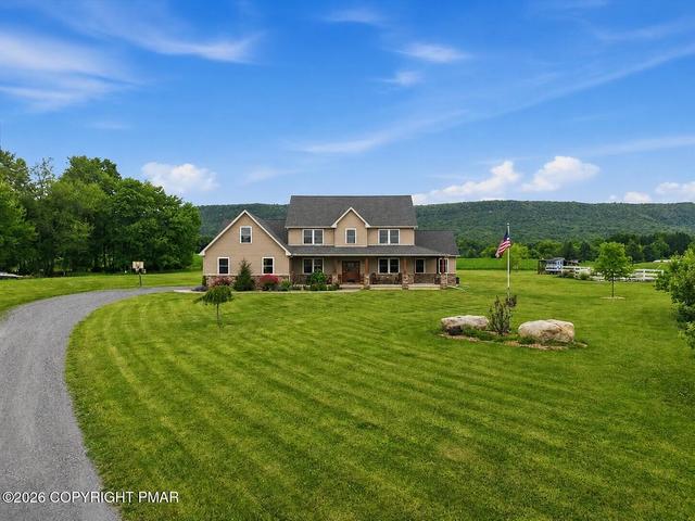 1203 N Cottonwood Rd, Danielsville, PA 18038
