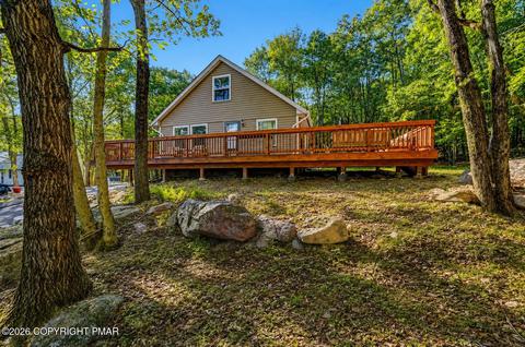 41 Arciel Dr, Albrightsville, PA 18210