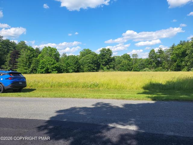 400 Fredericks Grove Rd, Lehighton, PA 18235