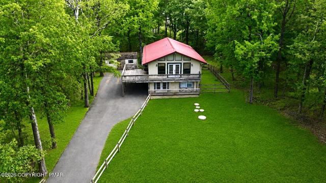 401 Clearview Dr, Long Pond, PA 18334