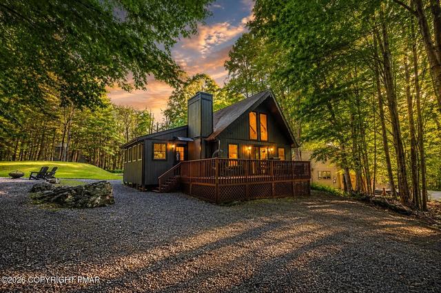 105 Lyman Ln, Clifton Township, PA 18424