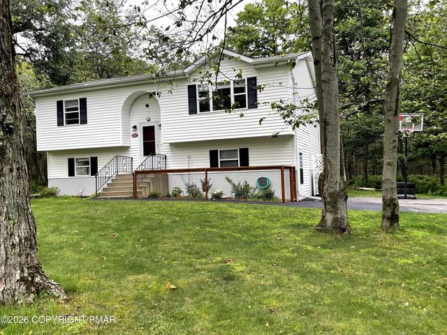 2667 Highview Ter, Tobyhanna, PA 18466