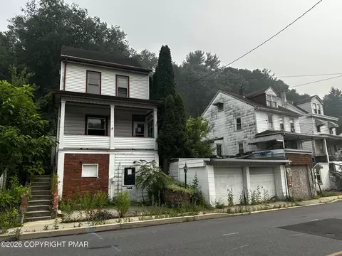 531 Peacock St, Pottsville, PA 17901
