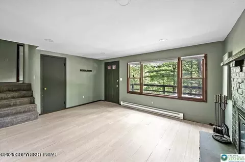 6061 Decker Rd, Bushkill, PA 18324 photo 7