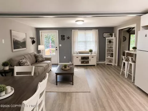 32 Shawnee Trl, Albrightsville, PA 18210