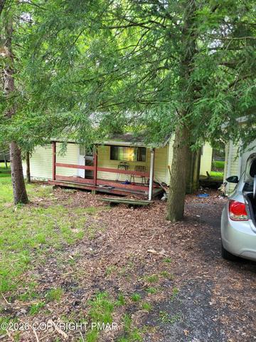 21 Foothill Rd, Albrightsville, PA 18210
