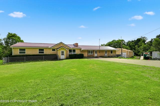 1560 Reservoir Rd, Madison Township, PA 18444
