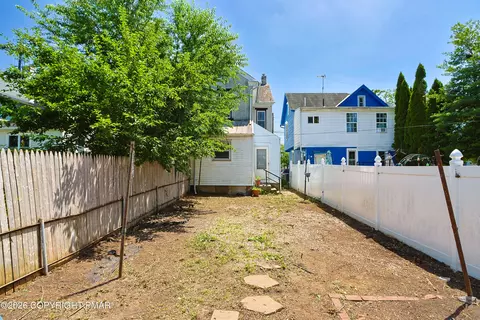 Exterior - 227 E Garrison St, Bethlehem, PA 18018 photo 4 of 8