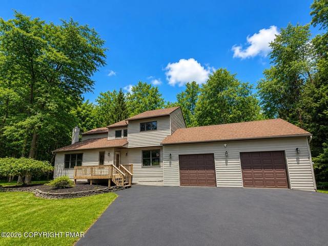 419 Main St, Gouldsboro, PA 18424