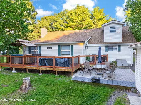 457 Mountain Rd, Albrightsville, PA 18210