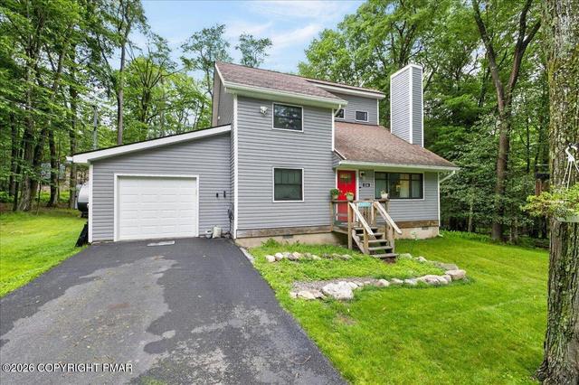 1114 Shoshoni Trl, Gouldsboro, PA 18424