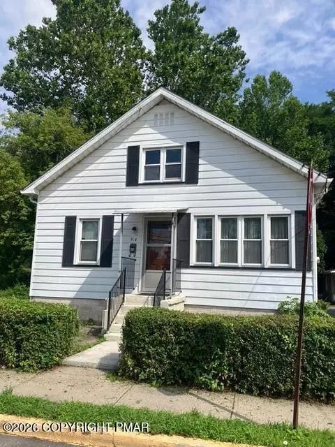 914 Scott St, Stroudsburg, PA 18360