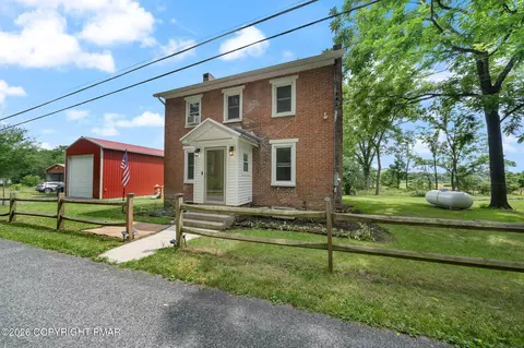 2229 Smith Rd, Stroudsburg, PA 18360