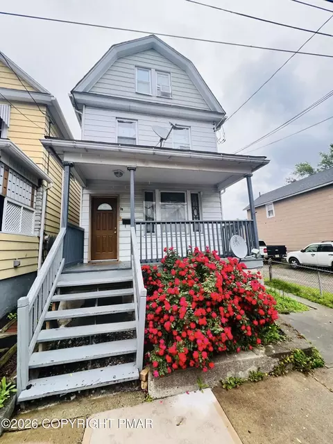 30 Ralph St, Wilkes Barre, PA 18705
