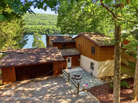 47 White Oak Rd, Nesquehoning, PA 18240