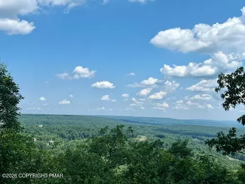 248 High Pass Way, Tannersville, PA 18372