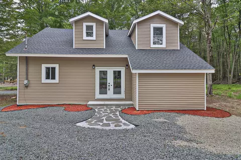 1080 Westside Dr, Newfoundland, PA 18445