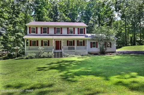 136 Marcelle Ter, Tannersville, PA 18372