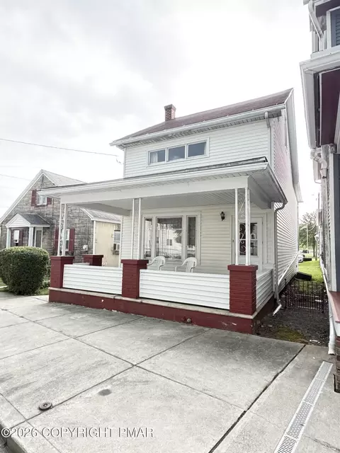 45 W Holland St, Summit Hill, PA 18250