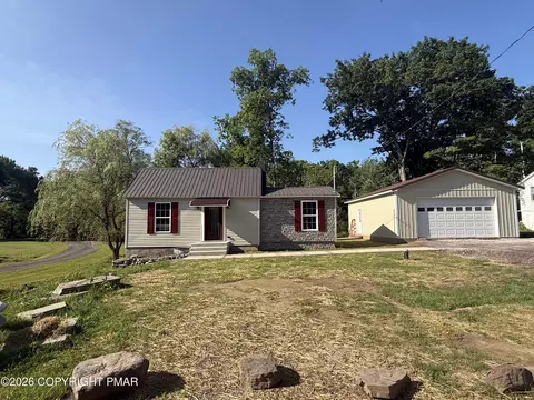392 Lehman-outlet Rd, Dallas, PA 18612