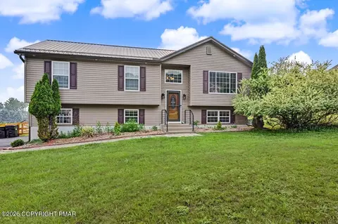 2527 Highland Cir, Stroudsburg, PA 18360