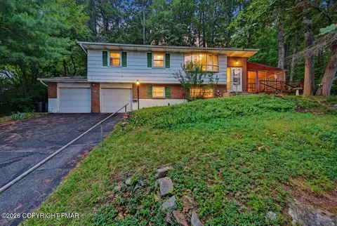 205 W Plainfield Ave, Pen Argyl, PA 18072