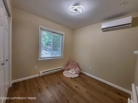 Bedroom - 159 Manchester Dr, Bushkill, PA 18324 photo 3 of 5