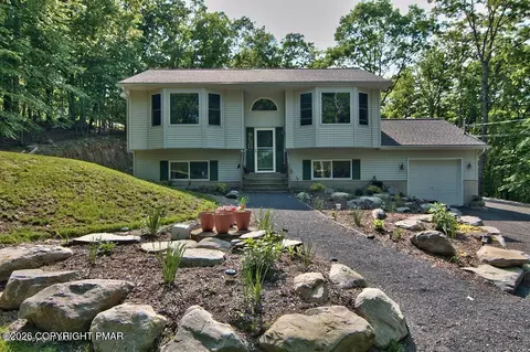 6421 Chucks Rd, East Stroudsburg, PA 18302