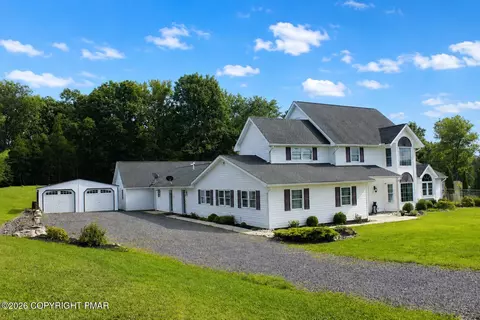203 Terrace Dr, Saylorsburg, PA 18353