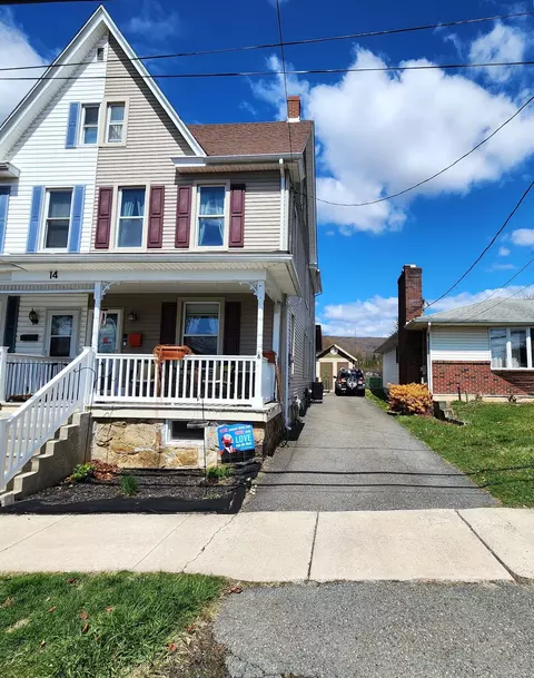 14 W 10th St, Jim Thorpe, PA 18229