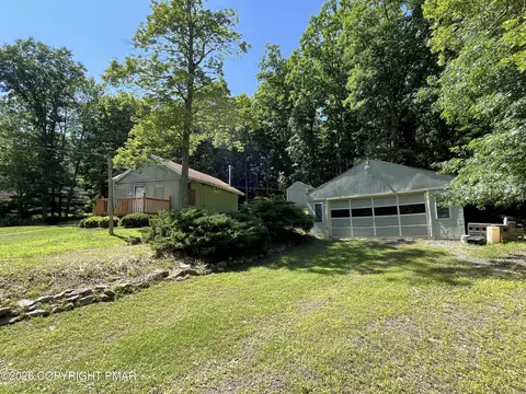 234 Bear Creek Dr, Jim Thorpe, PA 18229