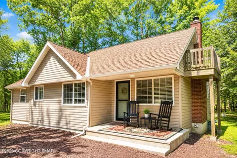 105 White Oak Dr, Jim Thorpe, PA 18229