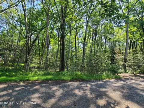 lot23 R Lakewood Ct, Canadensis, PA 18325