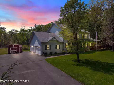 248 Robyn Ln, Pocono Lake, PA 18347