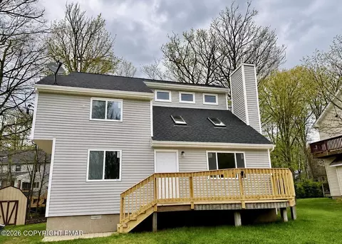7414 Ventnor Dr, Tobyhanna, PA 18466