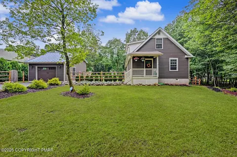 114 Caedman Dr, Albrightsville, PA 18210