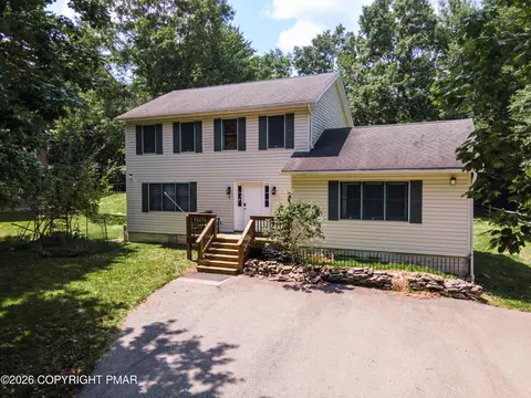 154 Bishop Cir, Albrightsville, PA 18210