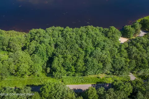 N Shore Drive, Albrightsville, PA 18210