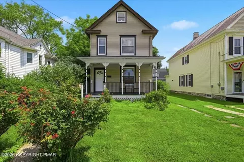 44 N Green St, East Stroudsburg, PA 18301