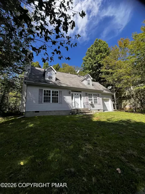 2444 Winding Way, Tobyhanna, PA 18466