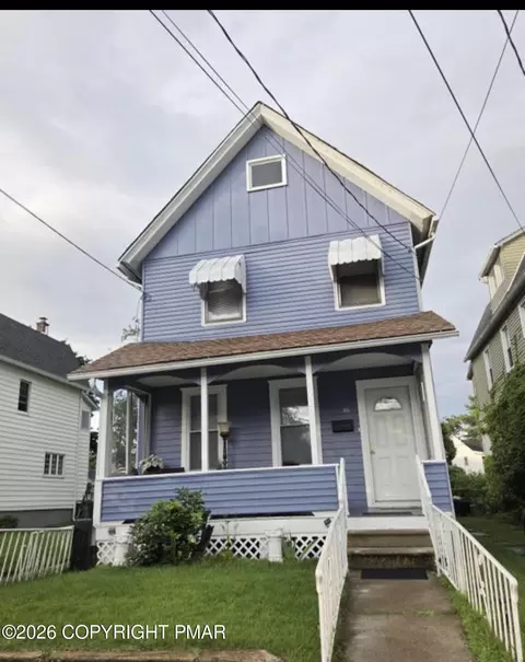 86 Church St, Kingston, PA 18704