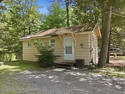 116 Kasak Rd, East Stroudsburg, PA 18302