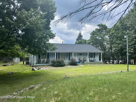 200 Dogwood Ter, Albrightsville, PA 18210