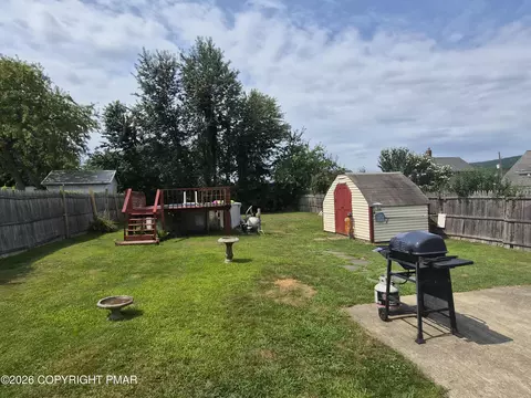 Exterior - 516 W Grace St, Old Forge, PA 18518 photo 3 of 10