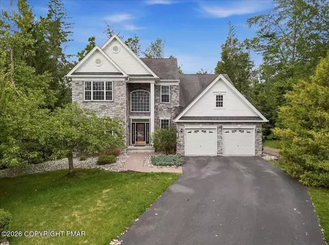539 Tournament Ct, East Stroudsburg, PA 18302