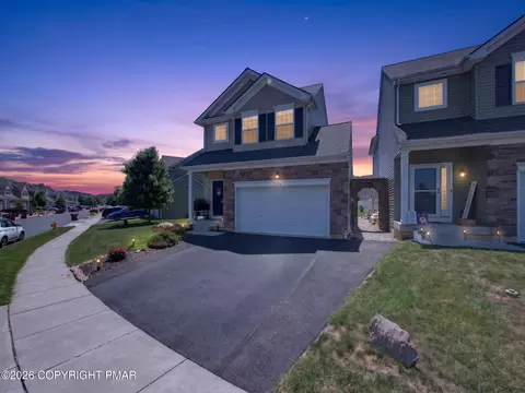 2214 Huntington Ln, Easton, PA 18040