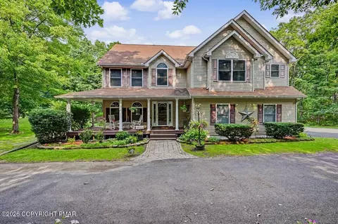 730 Timberline Trl, Effort, PA 18330
