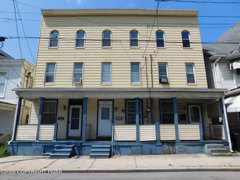 406 Pine St, Tamaqua, PA 18252