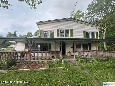 7735 Pohopoco Dr, Kunkletown, PA 18058