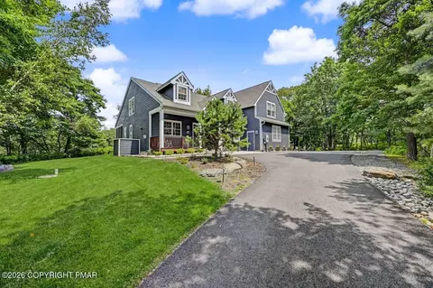 251 Wild Pines Dr, Pocono Pines, PA 18350
